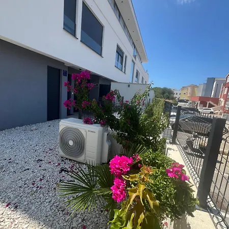 公寓 Kreso 特罗吉尔