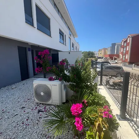 Kreso Appartement *